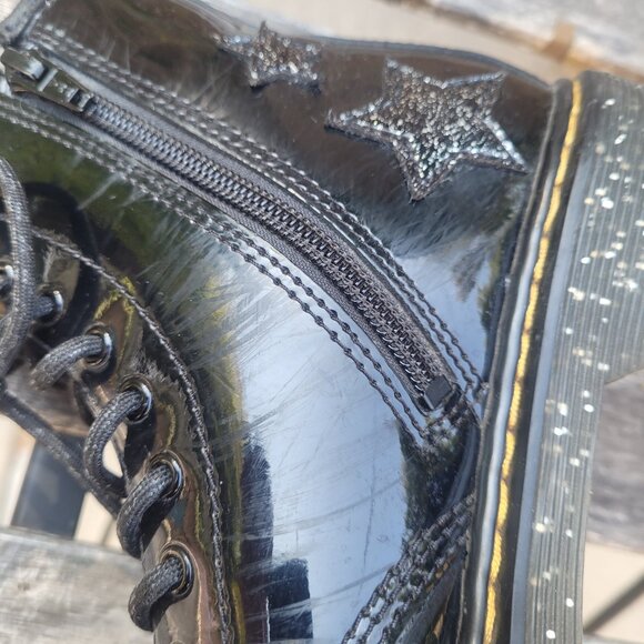 Kids Dr. Martens 1460 Black Patent leather Star Glitter Lace up boots Size 3 US - Picture 11 of 12